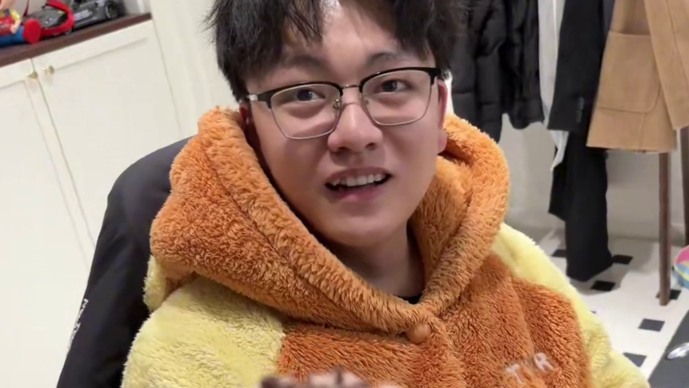 吃东西互补真是太棒了 #情侣日常 #生活碎片记录 #vlog日常