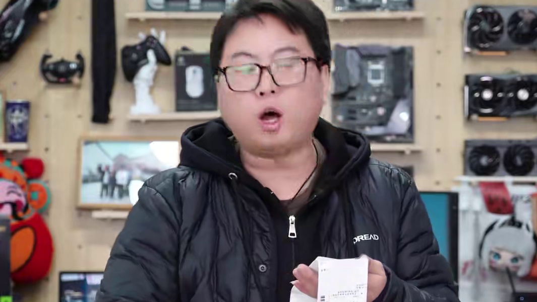 电脑选择并不复杂， 关注磐哥了解电脑真正的底层逻辑，能省则省过好日子，富哥哥随意~小白多看评论区 #