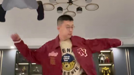 魔性老鼠舞，一起来摇摆吧！ 跳个老鼠舞，逐渐熟练 #老鼠舞 #ratdance