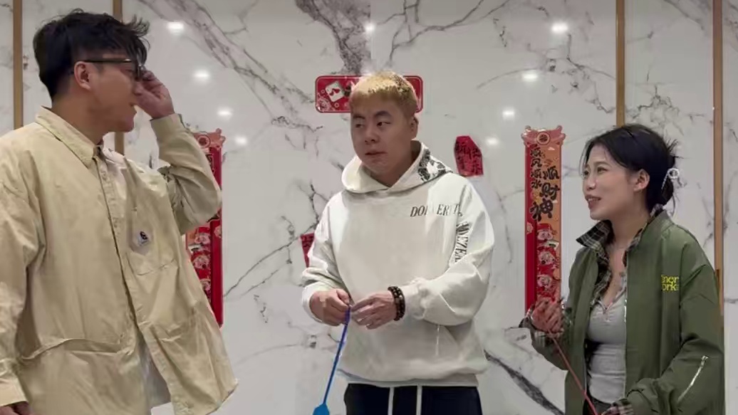 粘手掌粘钱 #日常vlog #万万想不到 #迷惑行为大赏 #意想不到的结局