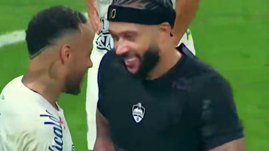 换别人像内马尔这样受伤早就报废了