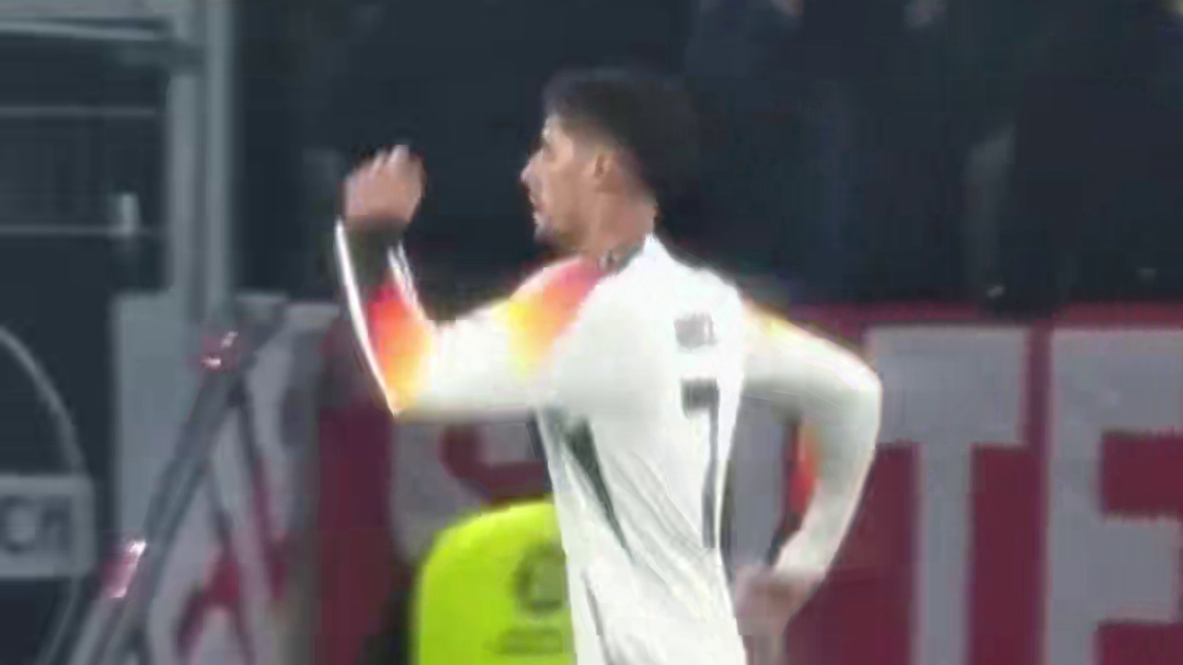 维尔茨跑位真绝，但凡换个人，这个球进不了