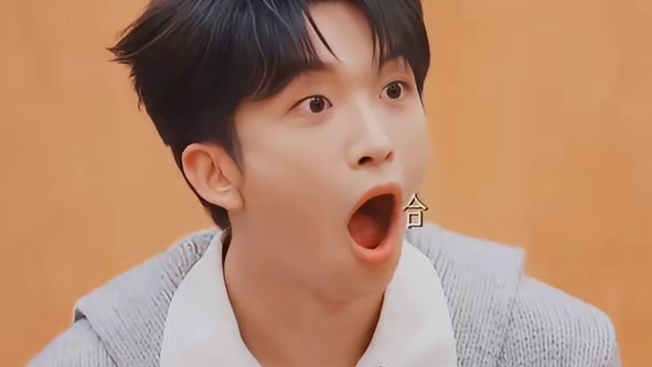 容祖儿和导演讨论队伍名，把周笔畅笑出鹅叫