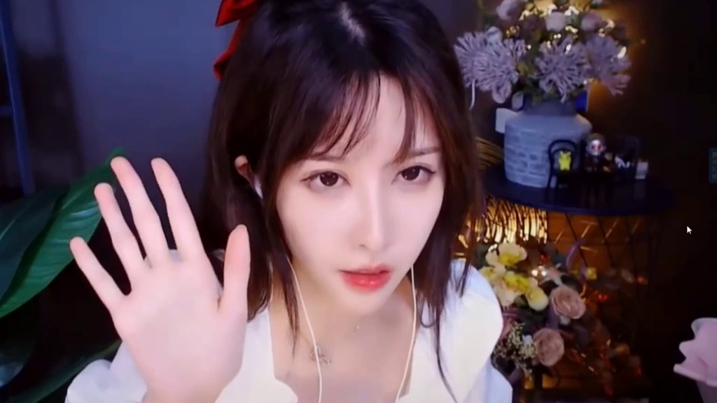 【抱抱小姐姐】3D摸眼睛催眠助眠视频