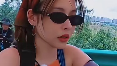 刘爽蹬不动的车葛夕上去就蹬走了