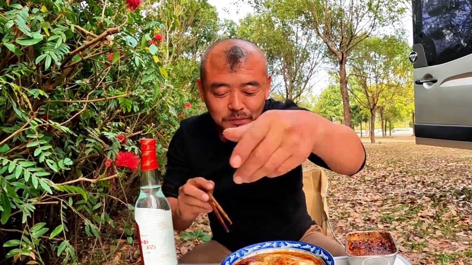 罗浮山的早餐简简单单，一碗神仙面，配上鸟语花香，真绝#露营美食 #露营