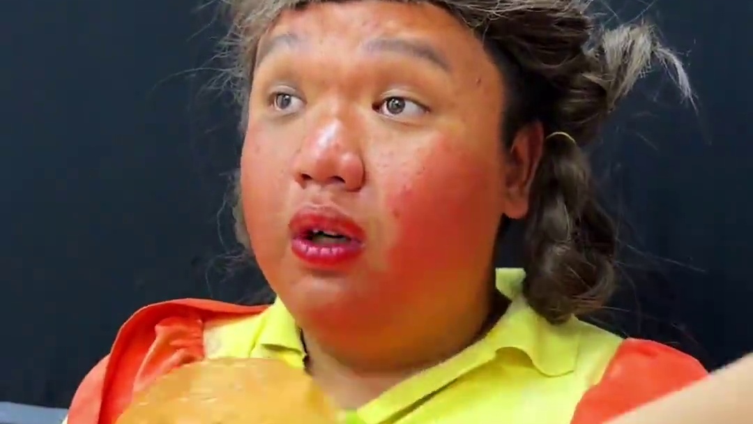 ToRung搞笑 这是什么歌
#看一遍笑一遍 #搞笑#解压