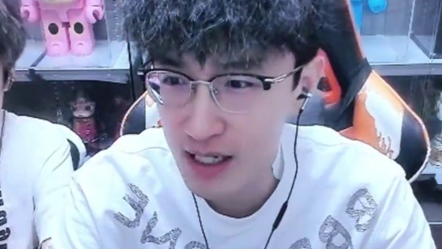 蔡哥花了300万的号终于卖了！ 