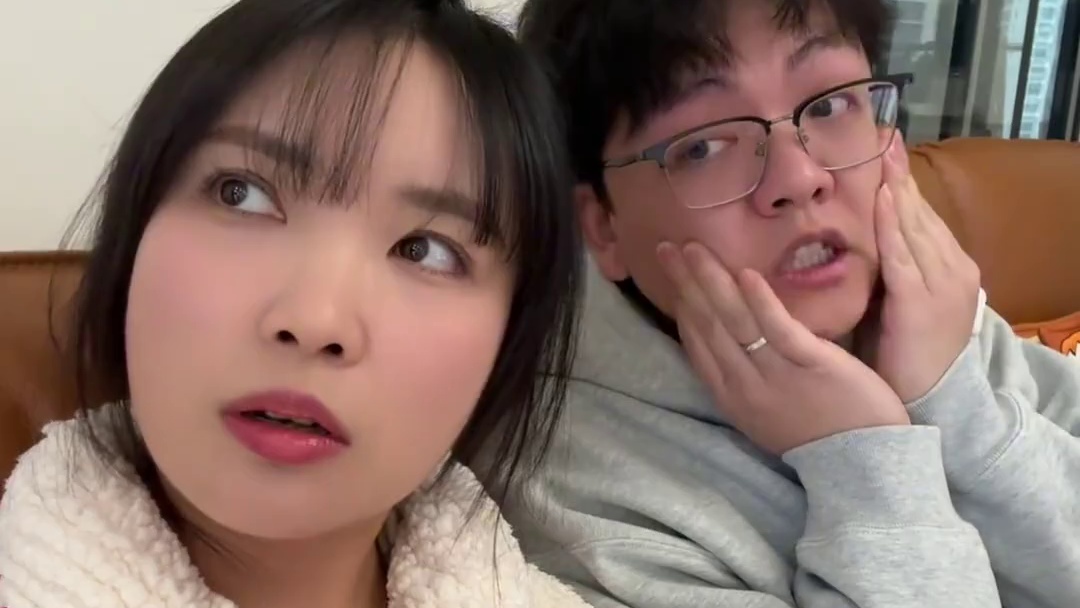 他说：其他的不知道，但拍你是我的强项 #情侣日常 #生活碎片记录