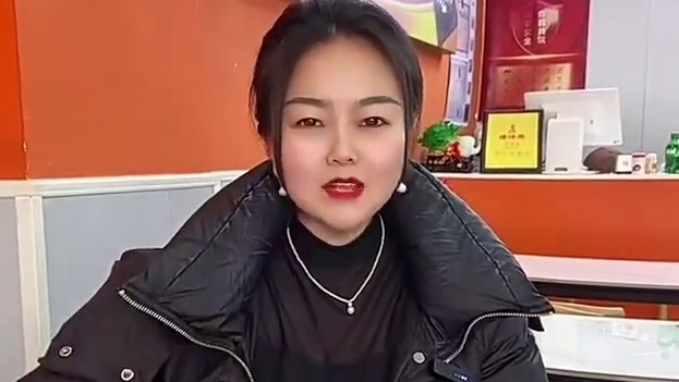 这种热气腾腾的石锅真的是太适合现在的天气了#同城美食 #美食探店