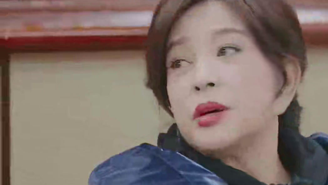 向太真的是主打一个见谁就问谁