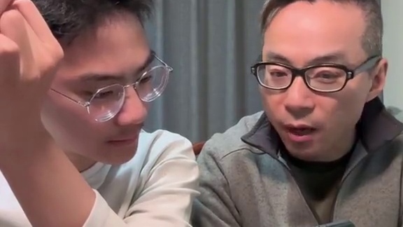 中考倒计时了，到底谁更紧张？ #老父亲鸡娃实录 #爸爸带娃 #学习使我快乐