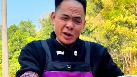 山村厨神小当家 今天做一道毛血旺 没想到红红的挺美味 #农村美食 #大山里的味道 #农村生活 #人间