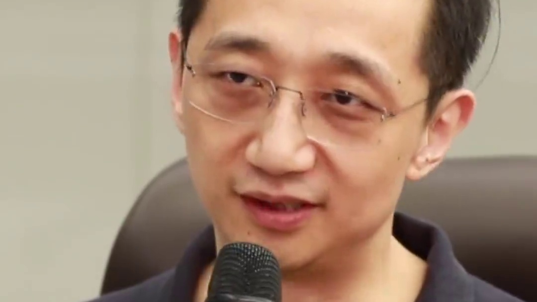 虽然专业领域各不相同，但作为创作者他们都把观众放在了心上#饺子 #郭帆 #冯骥