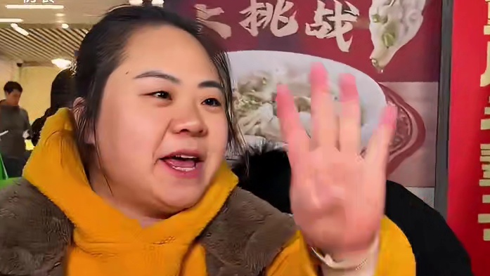 平时2两吃不饱的姐姐来挑战4两能成功吗？