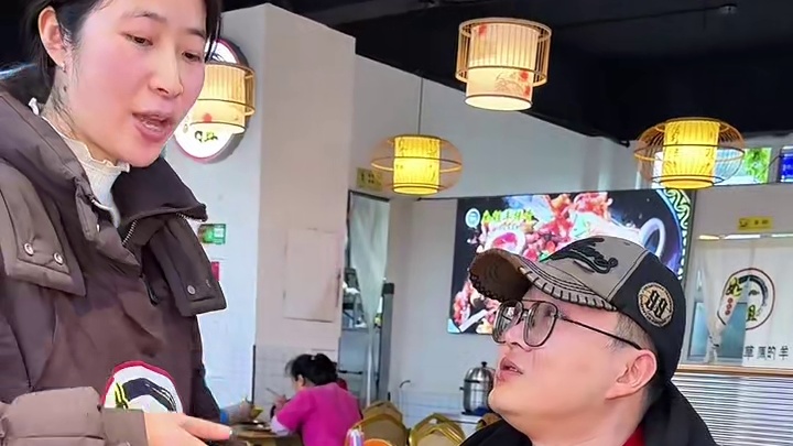 来隆昌这个石牌坊之乡，感受隆昌的美食文化，这家羊棒骨是真的把我惊艳到了#隆昌美食 #羊隆汇 #如姐羊