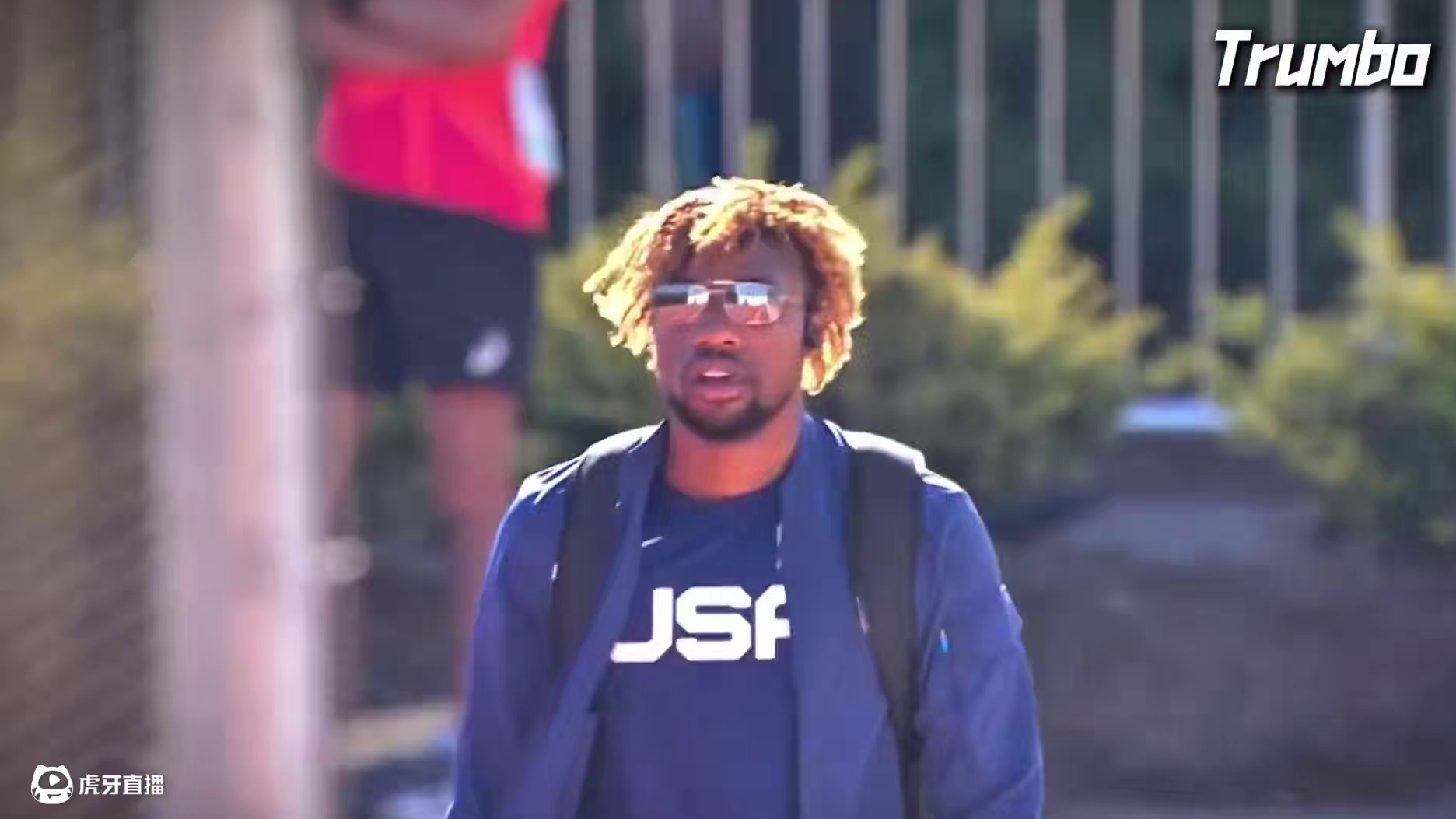 “你们很强，但我比你们都强”
#莱尔斯 #田径 #运动员 #比赛现场 #竞技体育