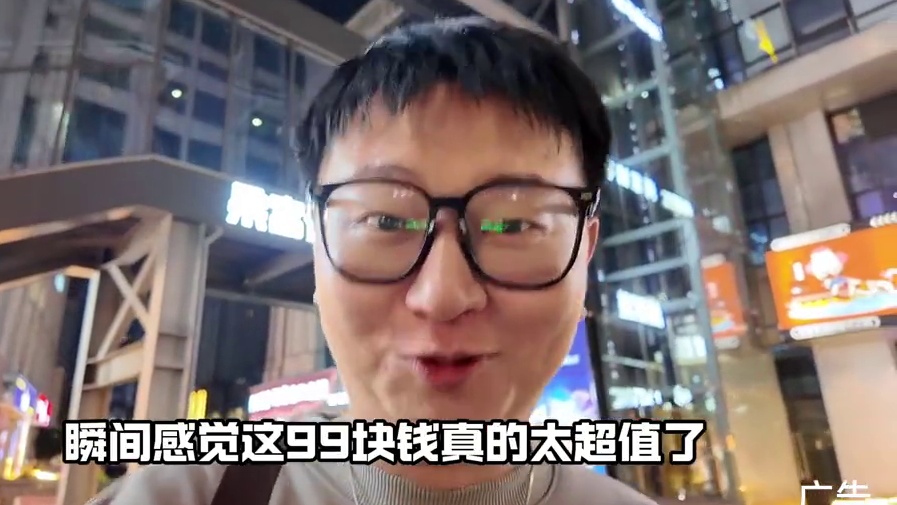 99鲜货自助！ 一分价钱一分货，99是实打实的高品质，鲜毛肚鲜活渔获。上百种菜品！搭配重庆老火锅锅底