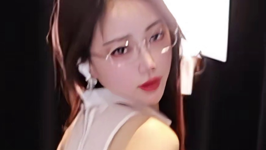 【嘉映、明月【秋徒】【空妹】】可恶 我的感情和闪现一样好骗