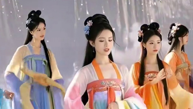 #即梦AI 左下角进入即梦AI免费领取积分，视频制作使用了即梦AI软件的“视频S2.0”图片生成视频