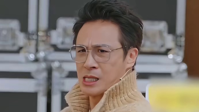 再演下去，导师们要憋疯了