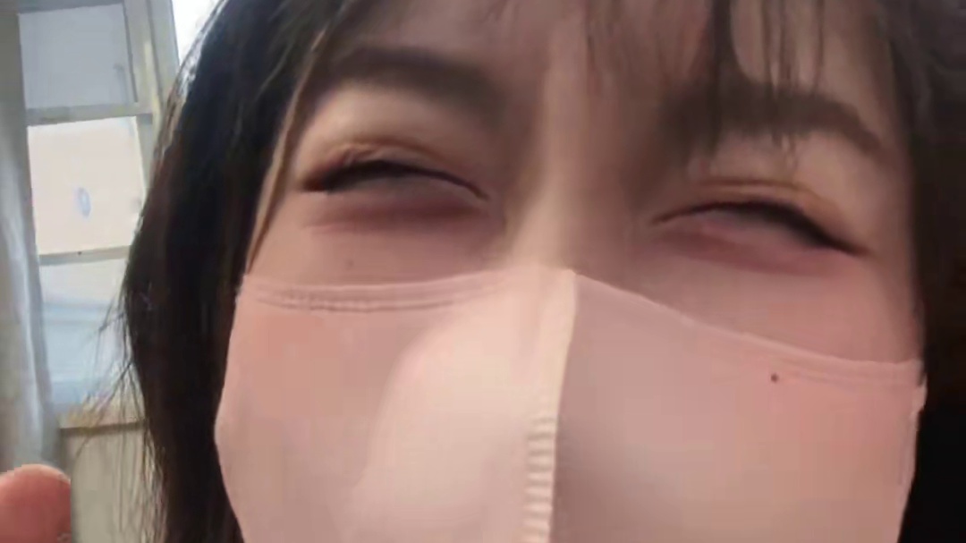 拍了一条偷感很重的广告#网友神评论 #内容过于真实 #网友留言太搞笑