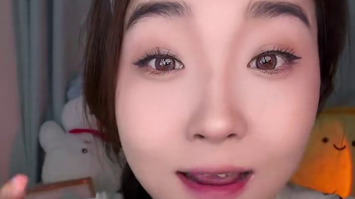 没有蔗糖乳糖代糖！无糖酸奶你可以永远相信真零！没有甜味的哈！配料表很干净！空口吃越吃越好吃！#快吃吧