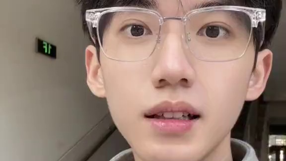 谁小学数学没考过个32分？#vlog #碎碎念 #开学