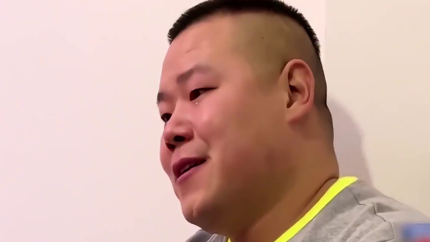 45天的孩子被抛弃，与老人相依为命，知晓苦衷后小岳岳哭了！