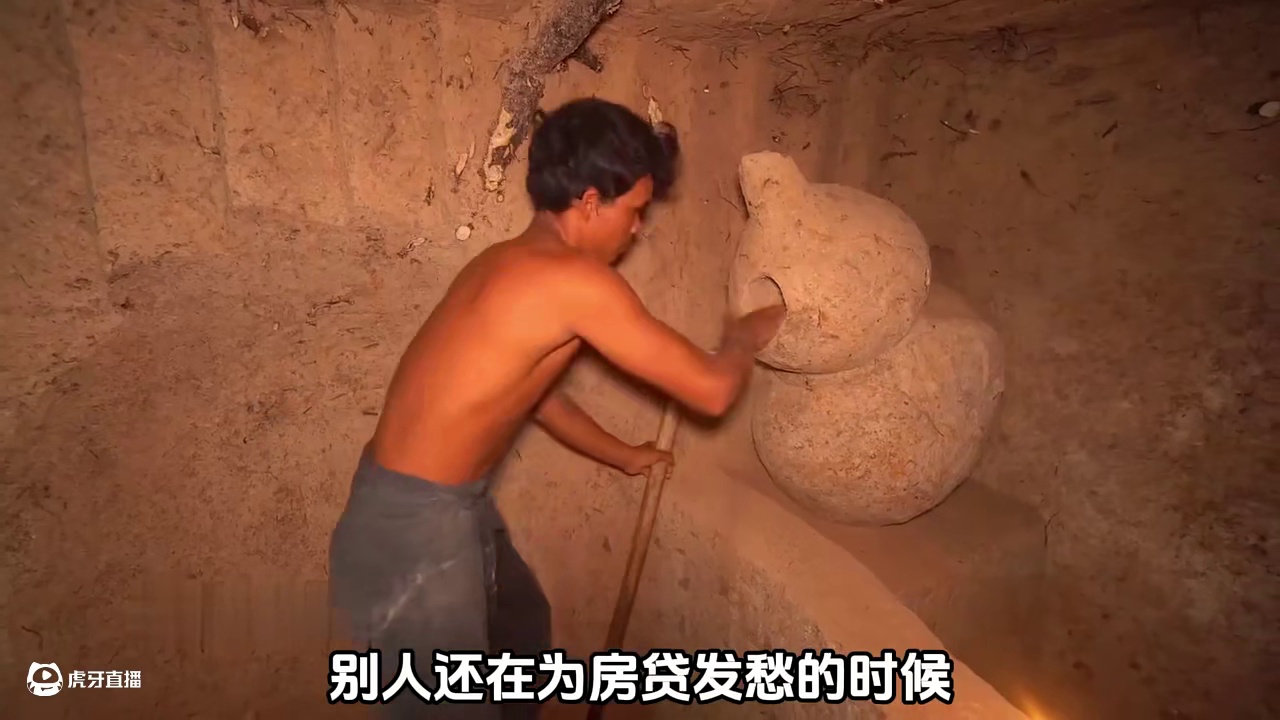 第1集：哥俩创意无限，用简陋的铲子和锄头，铲出一套豪华地下房产