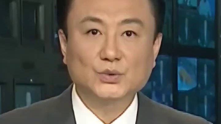 癌症成央视主持人“催命咒”，罗京李咏英年早逝，赵忠祥让人惋惜 #罗京  #李咏 #赵忠祥 #明星 #