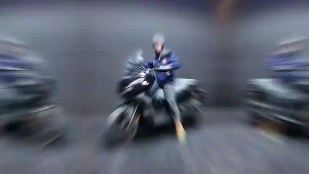 本田adv踏板公布的这个价格 卷否？口误纠正：adv350 #摩托车 #ADV350 #本田摩托车上