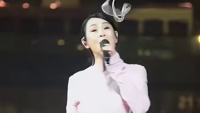 刘若英“飞行日”贵阳站，沉浸式体验经典旋律，你准备好入场了吗？#刘若英贵阳演唱会 #刘若英贵阳演唱会