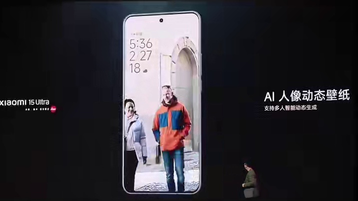 小米15Ultra首发AI动态人像壁纸，雷总动起来了 #小米发布会  #小米15Ultra  #小米