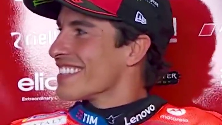 小哥的小迷弟#motogp #motogp赛事 #93号马奎斯