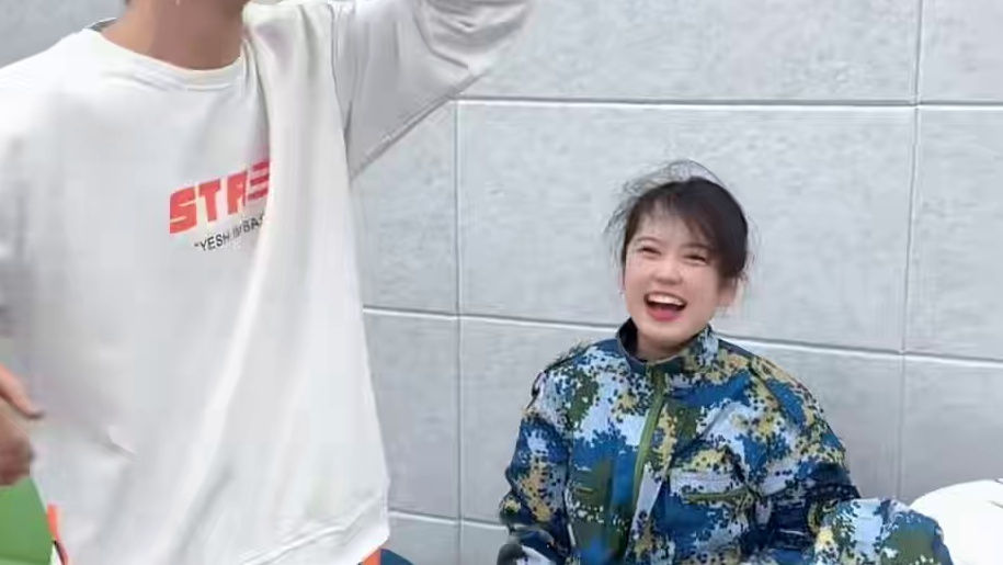 找假人挑战，哈哈有意思 #办公室游戏 #真会玩系列 #搞笑