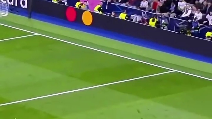 整场曼城的缩影，完全跪了，没有还手之力