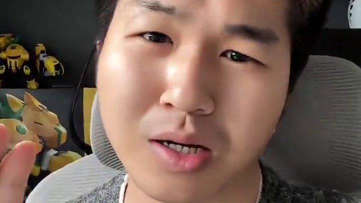 荣耀手机的未来会怎样？ 
#荣耀CEO李健MWC首次亮相 #荣耀新任CEO李健首次公开亮相