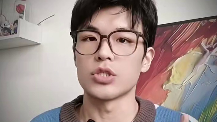 你一直穿的冷色，其实穿错了！除了这类人群，穿上去才是真的显白！
冷色，谁都能穿，而且冷色没一点用。关