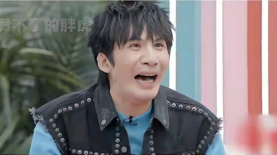 一年之内上两个恋综！她居然成功脱单了！