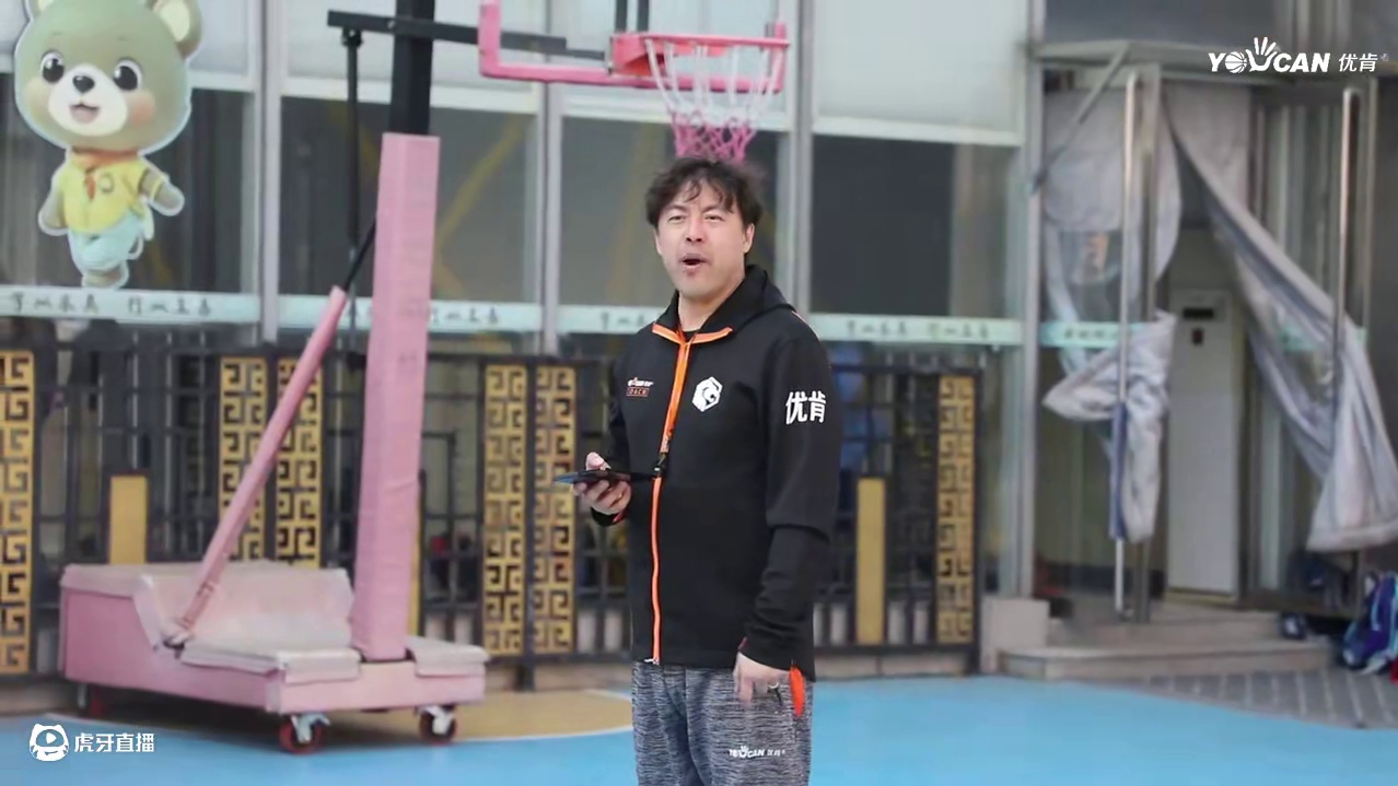 春风拂面暖心
校园律动开心
球员测评专心
优肯与黄城根小学一起携手
心动开学季 助力孩子成长
#YO