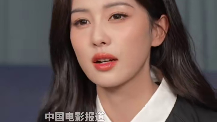 #白鹿说拍北上怕拖前辈的后腿 #白鹿 说拍#北上 和前辈们合作有压力但也伴随着动力，学到了很多，尤其