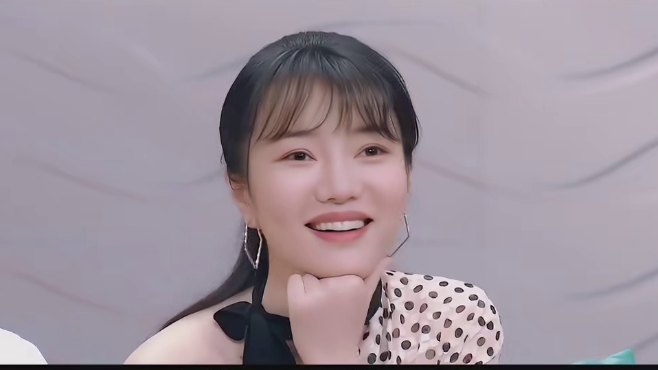 文艺青年马思纯住独栋小别墅，与小姨蒋雯丽谈“走后门”传闻！