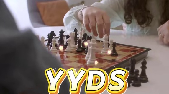 听劝！性子急、没耐力的孩子就学国际象棋！ 你家娃是不是写作业5分钟就坐不住？一输游戏就炸毛！上课走神