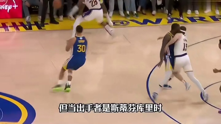 里弗斯关键时刻绝杀比赛，库里打出惊天表现难救主