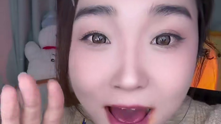 有真的焖肉！料贼足！菌子，酸菜，豆皮，韭菜！太香啦！小锅米线真的太好吃了！今晚不做饿梦！#妈呀太香了