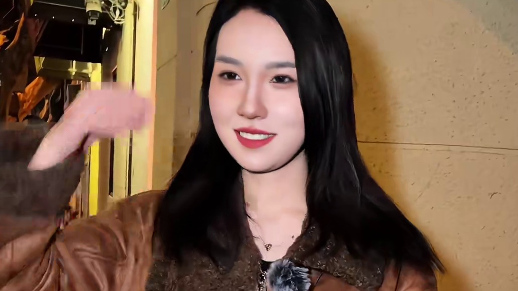 直爽开朗的小姐姐，男朋友要能喝的