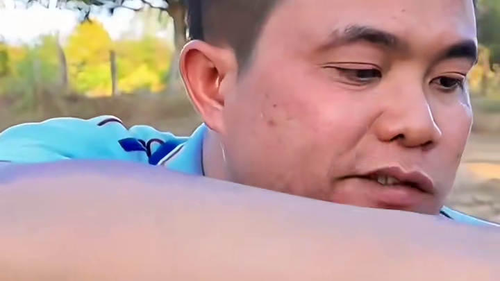 泰式料汁清炖牛宝贝 #泰国主播吃美食视频 #泰国有哪些神奇美食 #泰国生活 #泰国大叔#内容启发搜索