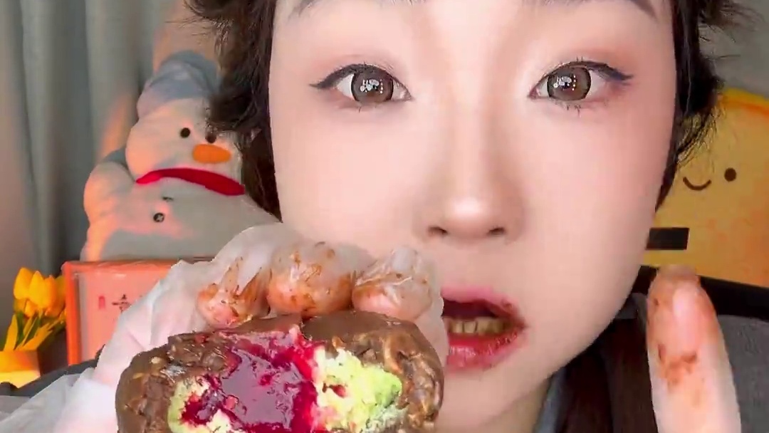 也是吃上网红流心大福啦！一共五层口感！好好吃！一点都不甜腻！0蔗糖哦！一盒6个！#巧克力控 #甜品治