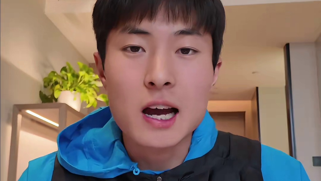 风随你动 速由你控 李宁追风PRO 跑出无限可能#晒出我的人生跑鞋 #李宁追风PRO